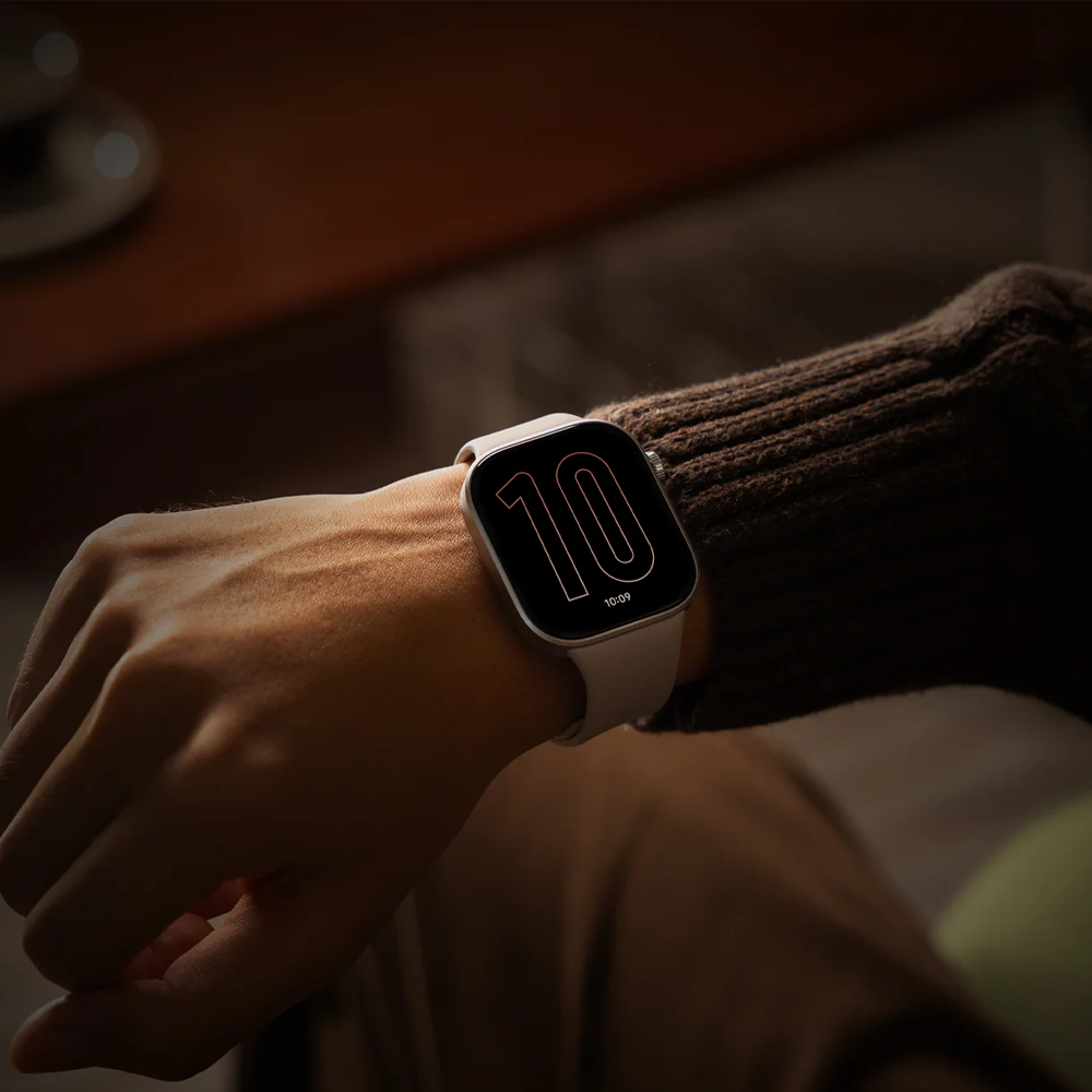 Redmi Watch 6 NFC Silver on wrist